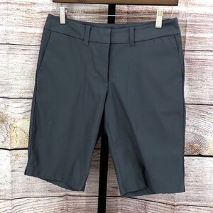 Nike Golf Dri Grey with Embroidered U of M Fit Flat Front Golf Shorts Size 4